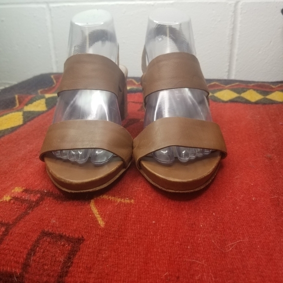 AGL camel brown leather open toe heeled slingback sandals - Picture 6 of 9